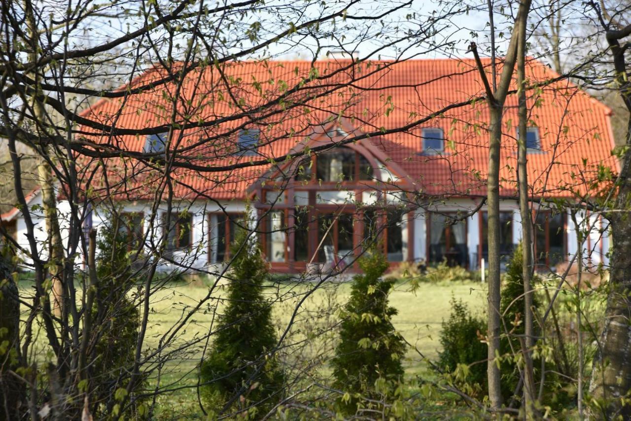 Poza Zgielkiem Villa Węgorzewo Exterior foto